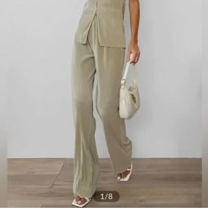 Commense pleated wide leg pants NWOT